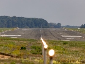 Aérodrome de Pontoise, tour de contrôle © Arnaud Gaulupaud