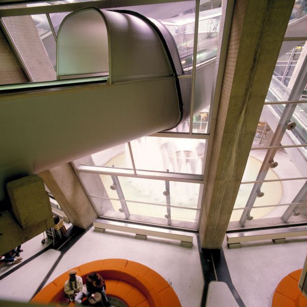 Vue intérieure du Terminal 1 © Groupe ADP