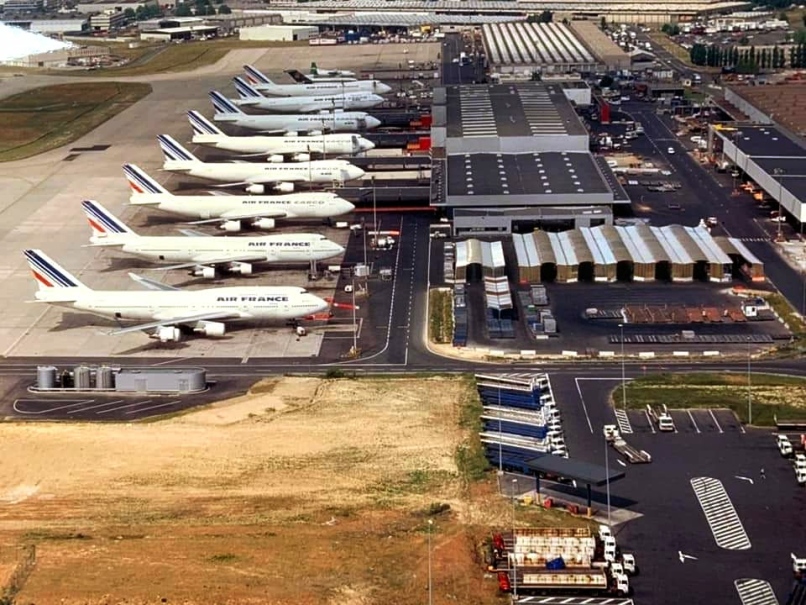 Hangars fret Air France à Paris-CDG, années 80